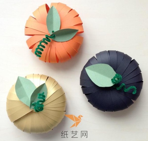 Beautiful and simple paper craft pumpkin making tutorial