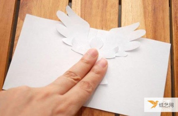 Tutorial on how to make creative three-dimensional angel greeting cards using A4 paper