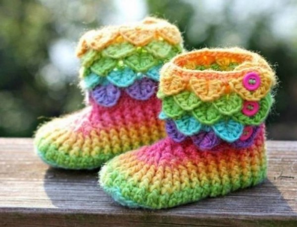 Crochet baby shoes pattern sharing