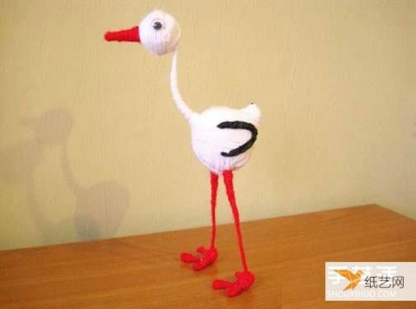 You only need to prepare wool and wire in advance to make a childrens egret doll.