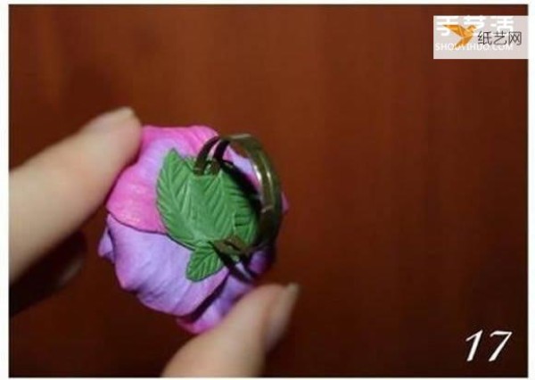 Illustrated tutorial on how to make a personalized soft clay flower ring by hand