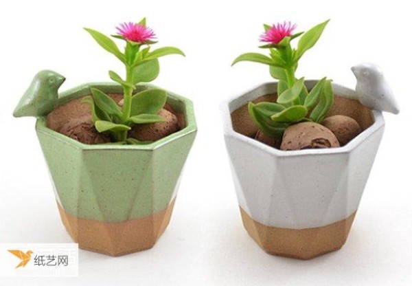 Purely handmade small and cute mini pottery flower pot handicrafts