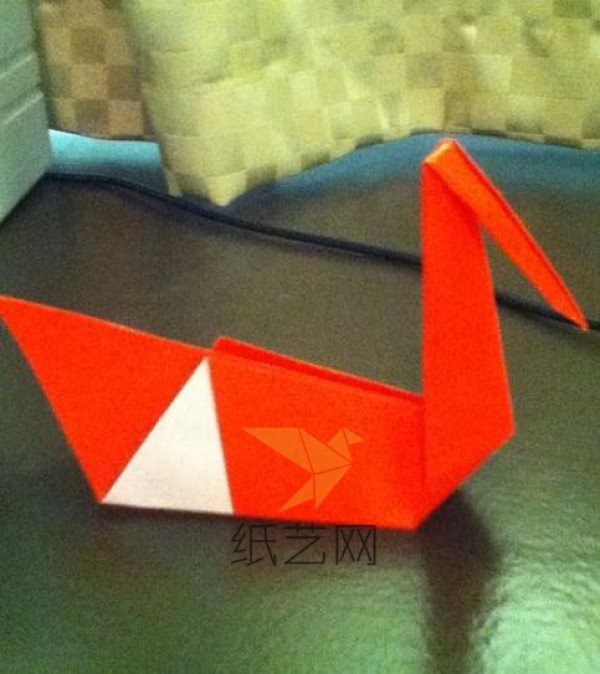 How to make origami swans for children