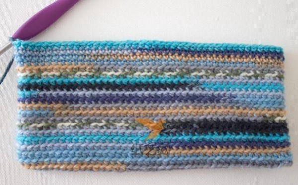 Tutorial on how to make a beautiful crochet tablet case