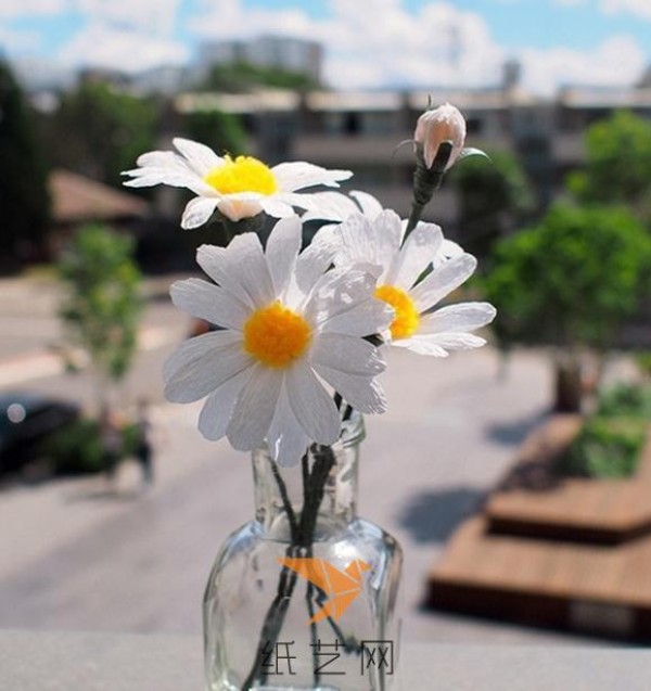 Small and fresh daisy paper flower making tutorial