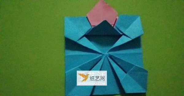 Four-step illustration of folding an octagonal flower basket using origami