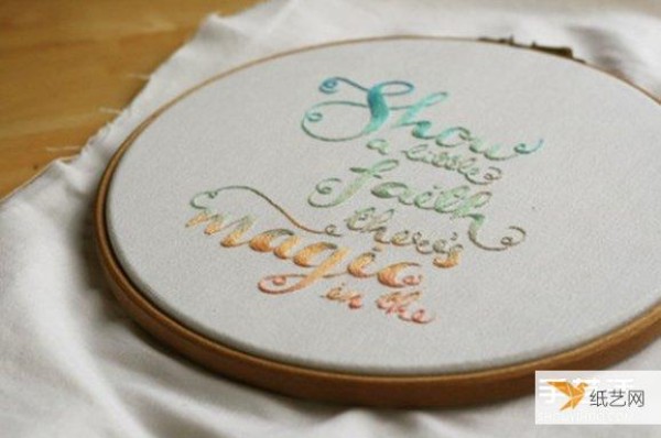 Appreciation of pictures of a beautiful handmade animal embroidery work