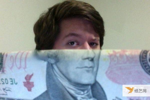 Fun pictures of misaligned banknotes, a personalized banknote face that will make you a celebrity