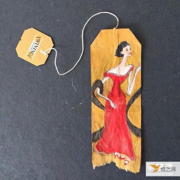 Artist uses used tea bags as canvas to write diary