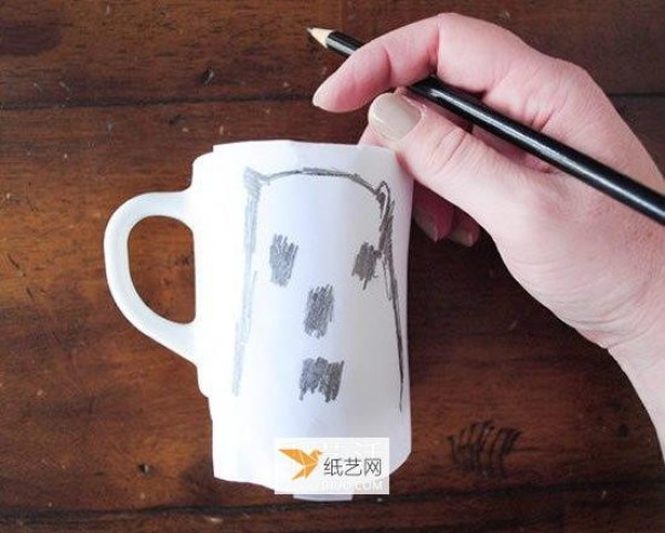 How to make a customized mug with cartoon patterns