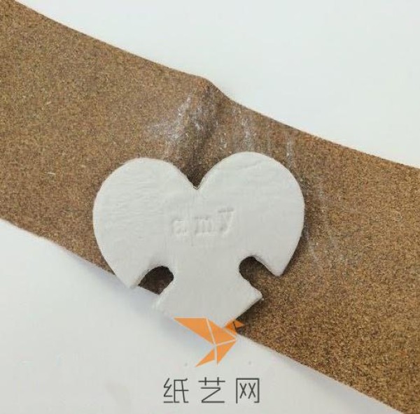 Simple and beautiful ultra-light clay heart-shaped headphone winding tutorial