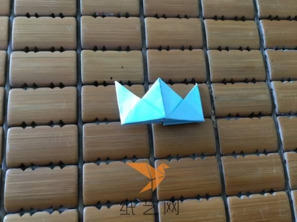 origami crown