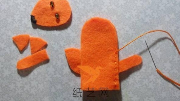 Christmas gift little fox finger puppet making tutorial