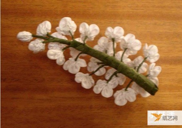 Tutorial on how to hand-make personalized fabric plum blossom hair accessories using non-woven fabrics