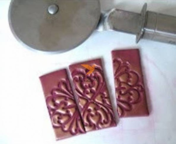 Relief Pattern Necklace Pendant Clay Making Tutorial