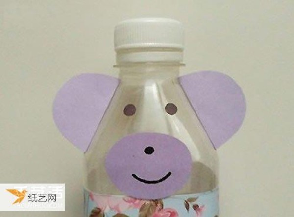 Tutorial on how to make a bear from a used mineral water bottle