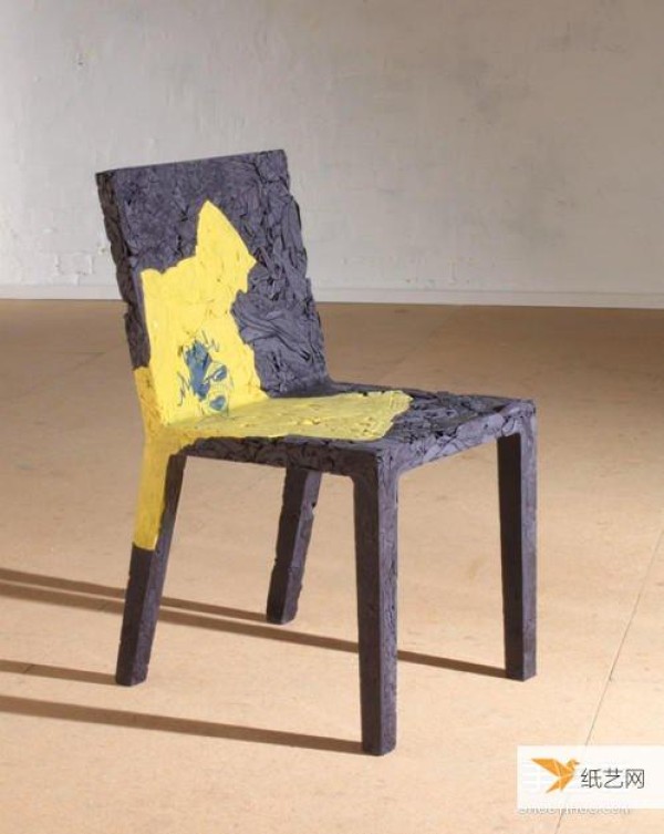 Pictures of beautiful handmade chairs made from out-of-date old clothes