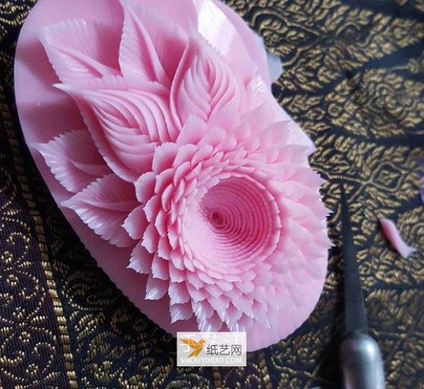 Lifelike handmade sculptures carved from Thai traditional soap