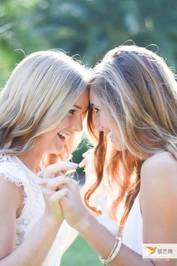 Happiness is taking wedding photos and holding a wedding with your best friend