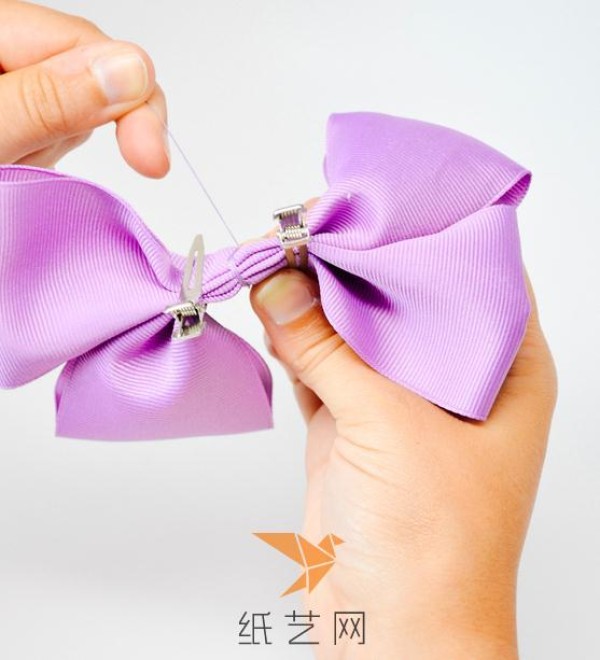 Tutorial on making large bow hairpins