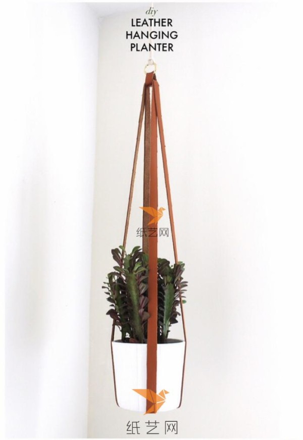 Turn waste into treasure. Creative DIY flower hanging basket made of defective leather.