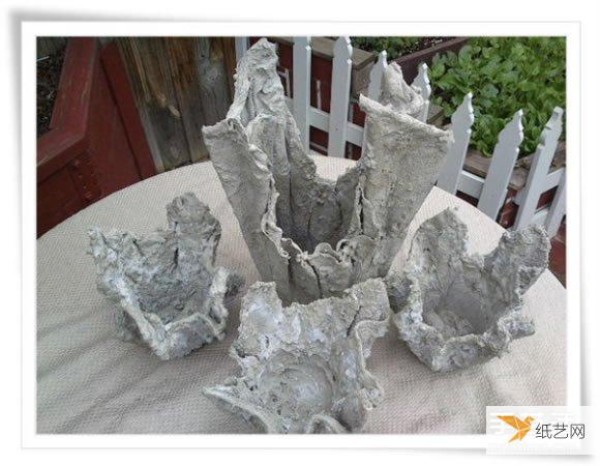 Tutorial on making cement towel flower pots using old towel waste