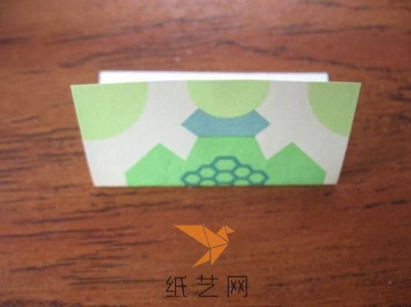 Tutorial on how to make a cute origami turtle