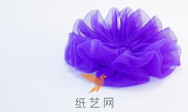 Beautiful ribbon flower hair tie making tutorial