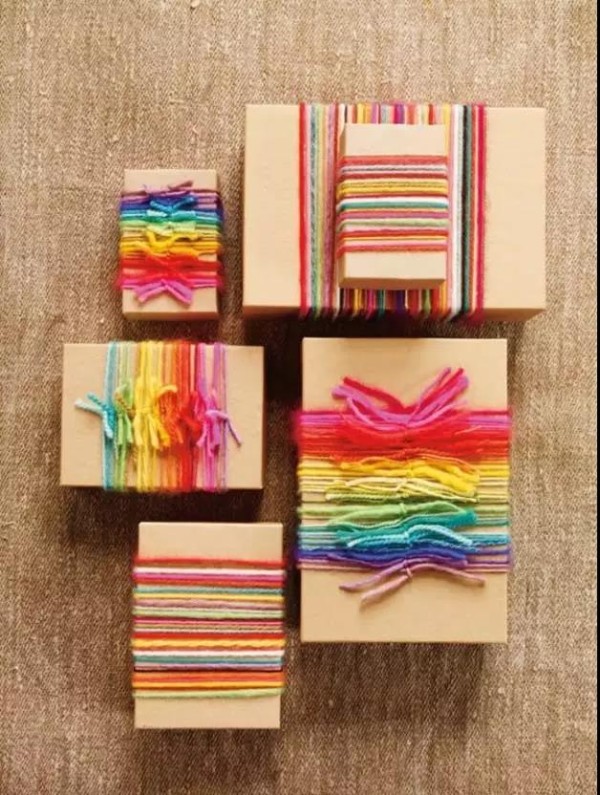 8 DIY gift wrapping tutorials to keep your gifts from running around naked!