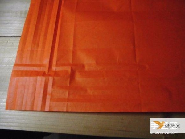 I was dumbfounded after reading the step-by-step pictures of Gu Fan Yuanyings creative origami painting.