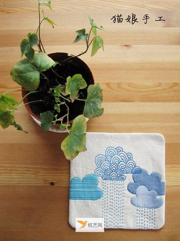 Use non-woven fabric to make beautiful Xiangyun table mats