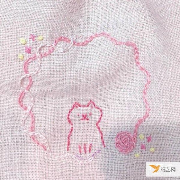 Healing cat embroidery pictures, simple lines make people feel warm