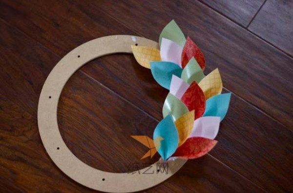 Autumn Fall Leaves Paper Wreath Handmade Illustrated Tutorial