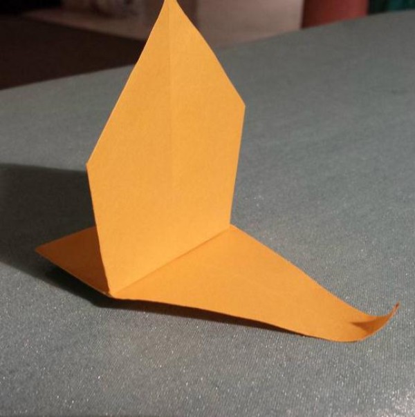 Origami snail making tutorial for children