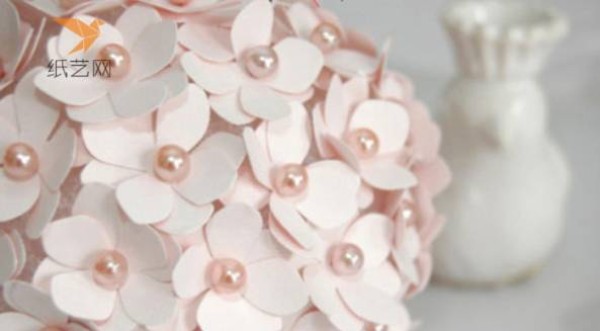 Paper art tutorial Elegant and romantic pink paper flower ball making tutorial