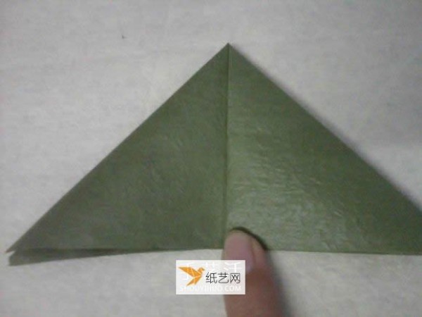 Illustration of steps to fold a 25-petal rose using hand-kneaded paper