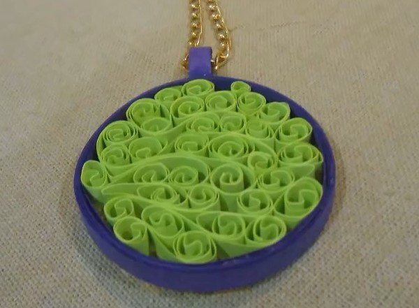 Simple handmade paper pendant tutorial