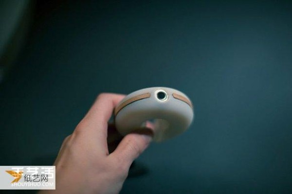 Soft light night light that can be adjusted using a mobile phone