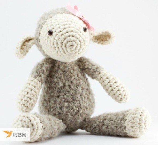 Cute, beautiful and healing animal dolls knitted with crochet