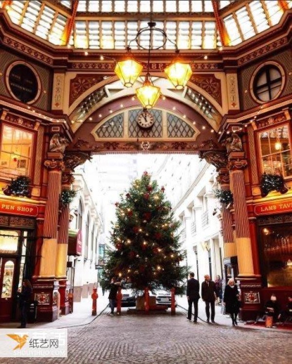 The glittering streets of London during Christmas are like a fantasy land full of surprises