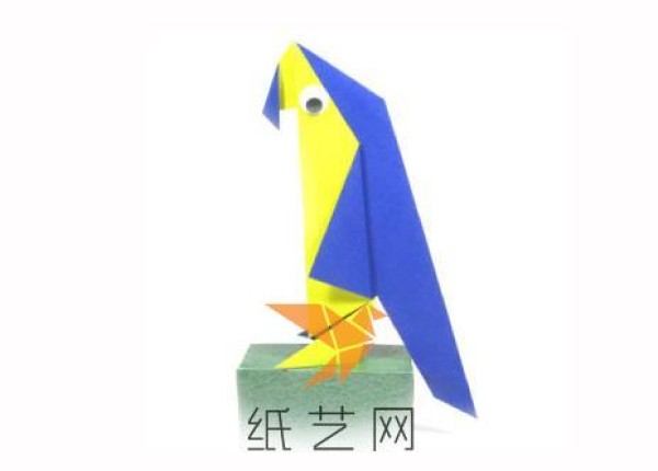 Childrens handmade origami parrot making tutorial New Year handmade series