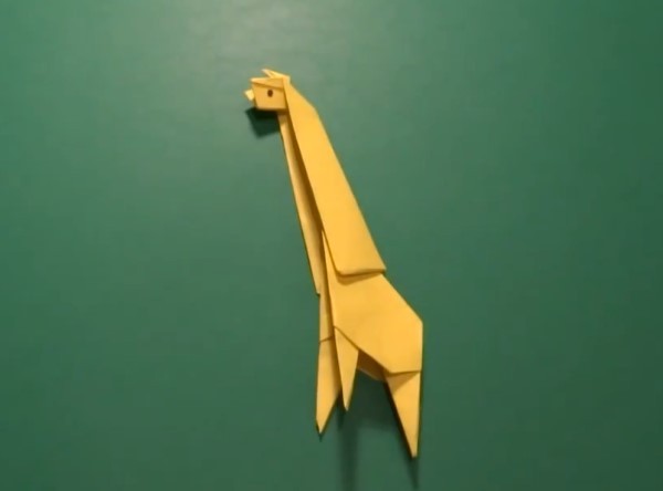 Tutorial on how to make a simple origami giraffe