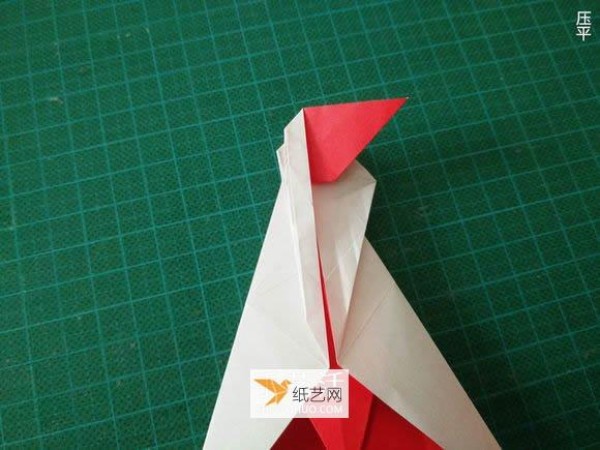 Detailed illustrated tutorial on how to fold the Christmas crane