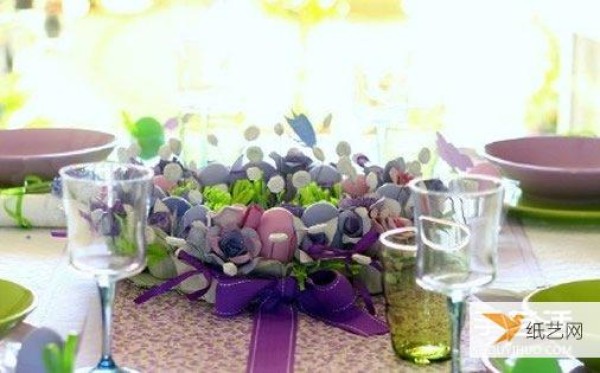 Handmade egg tray rose decoration method that can be used even at weddings