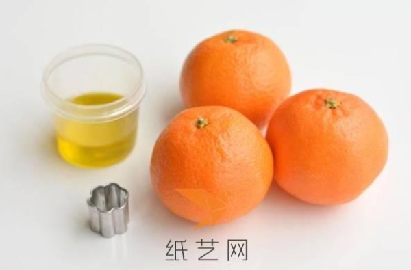 Life Tips: Tutorial for children to make small orange lanterns by hand