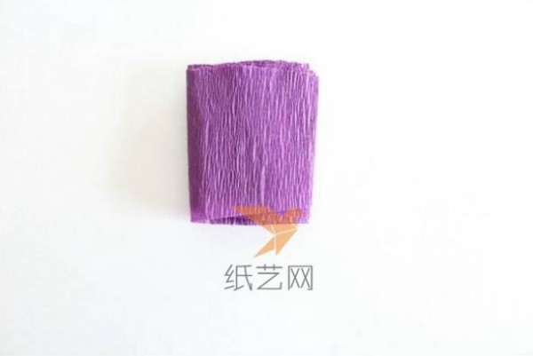 Tutorial on how to make lavender, blue and red crocus handmade paper flowers from crepe paper