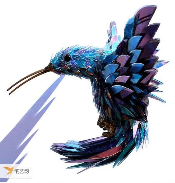 Turn waste into treasure by using CDs to create various animal sculptures