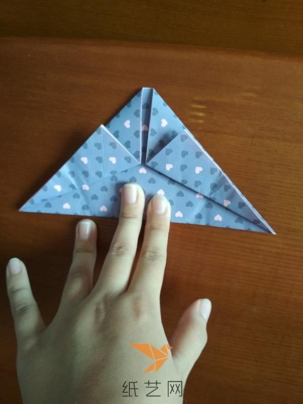 Especially the simple and easy to learn origami three-dimensional heart tutorial