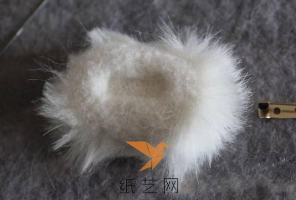 Tutorial on how to make a cute wool felt hamster brooch