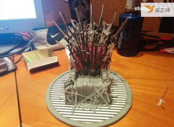 Illustrated tutorial for hand-making a domineering Iron Throne with personality